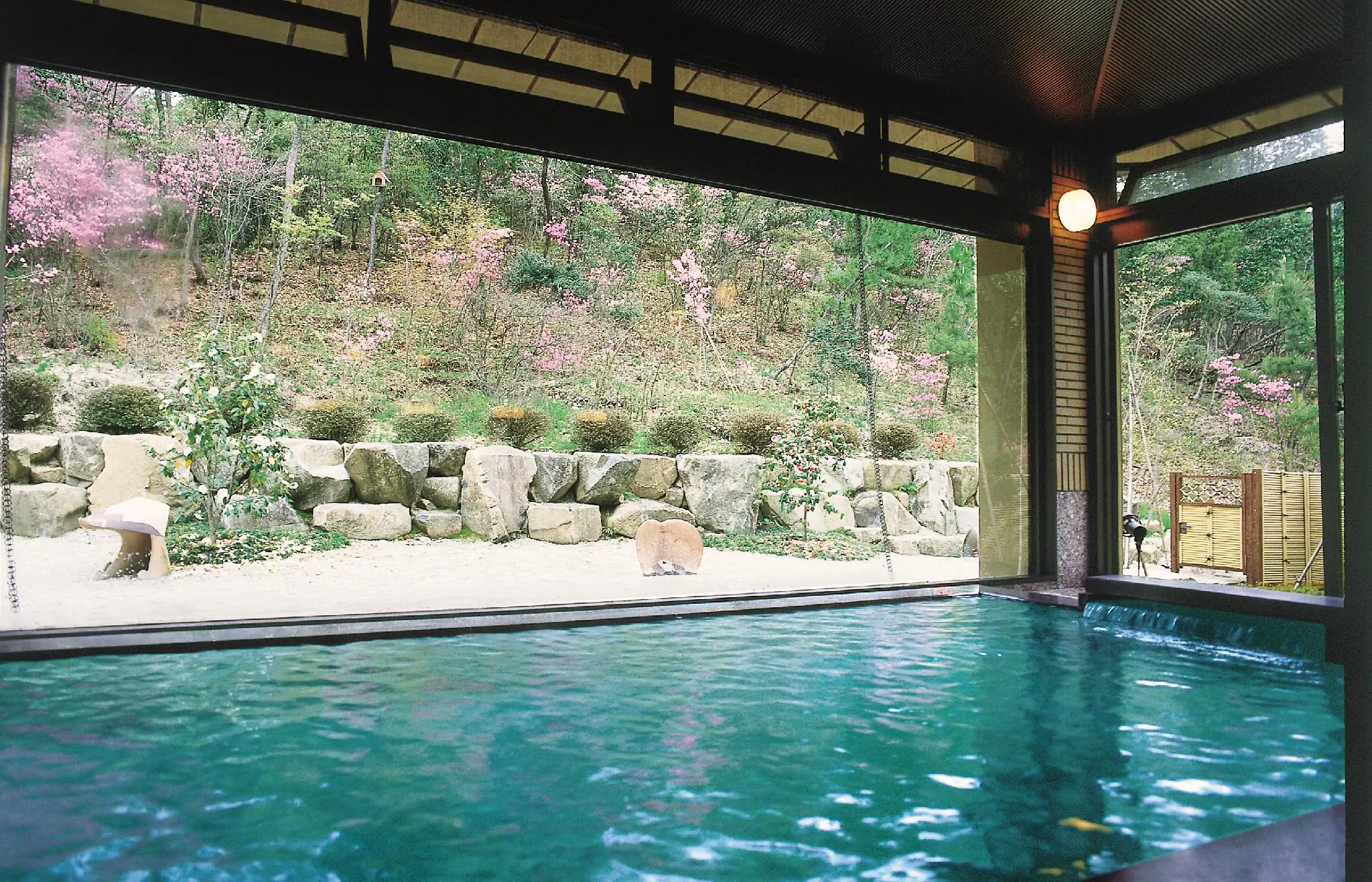 Yamagamionsen Yunomotokan 다지미 / 타지미 대중목욕탕 - 온천 이미지 Yamagamionsen Yunomotokan 다지미 / 타지미 대중목욕탕 - 온천 이미지