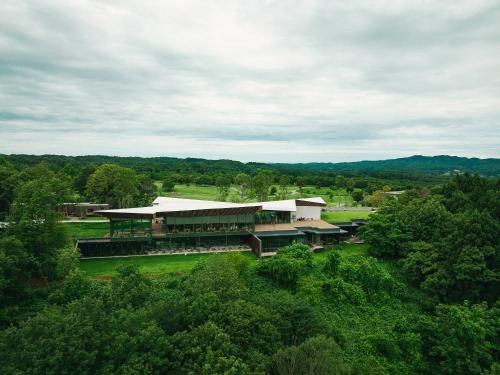 스노우 피크 필드 스위트 스파 헤드쿼터스 (SNOW PEAK FIELD SUITE SPA HEADQUARTERS) 산조 숙소 외관 - 온천 이미지 스노우 피크 필드 스위트 스파 헤드쿼터스 (SNOW PEAK FIELD SUITE SPA HEADQUARTERS) 산조 숙소 외관 - 온천 이미지