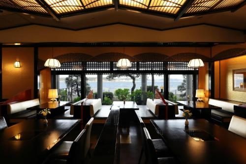 가마쿠라 파크 호텔 (Kamakura Park Hotel) 가마쿠라 로비 및 공용공간 - 가마쿠라 호텔 사진 가마쿠라 파크 호텔 (Kamakura Park Hotel) 가마쿠라 로비 및 공용공간 - 가마쿠라 호텔 사진