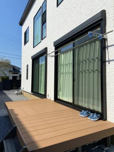 인자이의 프라이빗 하우스 (180m², 침실 5개, 프라이빗 욕실 3개) (180 square meters newly built/Close to airport) 나리타 발코니/테라스 - 료칸 이미지 인자이의 프라이빗 하우스 (180m², 침실 5개, 프라이빗 욕실 3개) (180 square meters newly built/Close to airport) 나리타 발코니/테라스 - 료칸 이미지