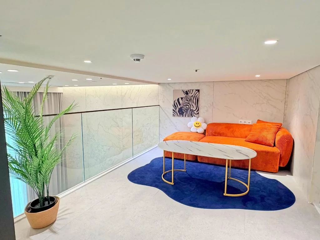 마포 뉴매드 럭셔리 마블 로프트 스위트 ( Luxury Marble Loft Suite at MAPO NEWMAD) - 서울 마포 마포 뉴매드 럭셔리 마블 로프트 스위트 56평 넓이의 럭셔리 마블 룸투어