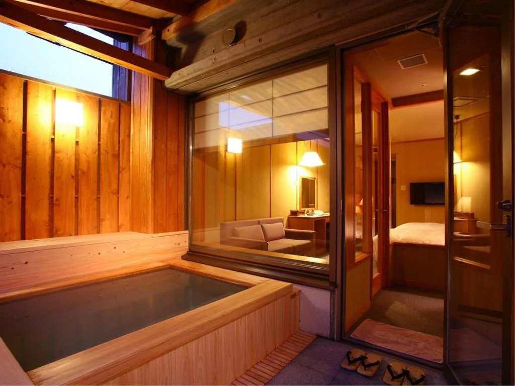 시코츠코 다이이치 호텔 스이잔테이 (Shikotsuko Daiichi Hotel Suizantei) - 일본 삿포로 치토세 시코츠코 다이이치 호텔 스이잔테이 호수가 내려다보이는 위치와 주변 관광지 안내