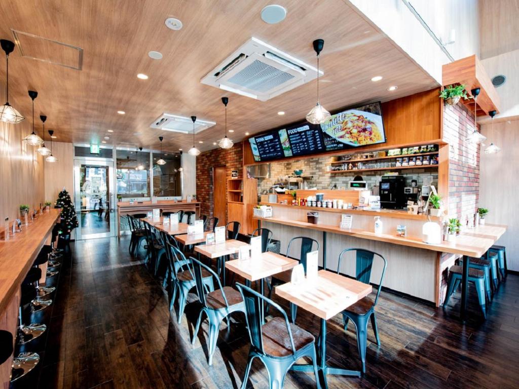 호텔 라이브맥스 후쿠오카 텐진 웨스트 (HOTEL LiVEMAX Fukuoka Tenjin WEST) 객실 및 시설