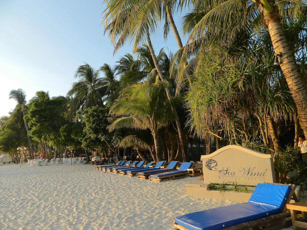 씨윈드 리조트 (Sea Wind Resort) 호텔 전경