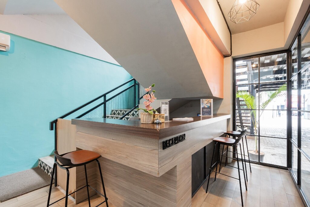 산스 스테이 카베르나 간다리아 시티 (Sans Stay Caverna Gandaria City) 객실 및 시설