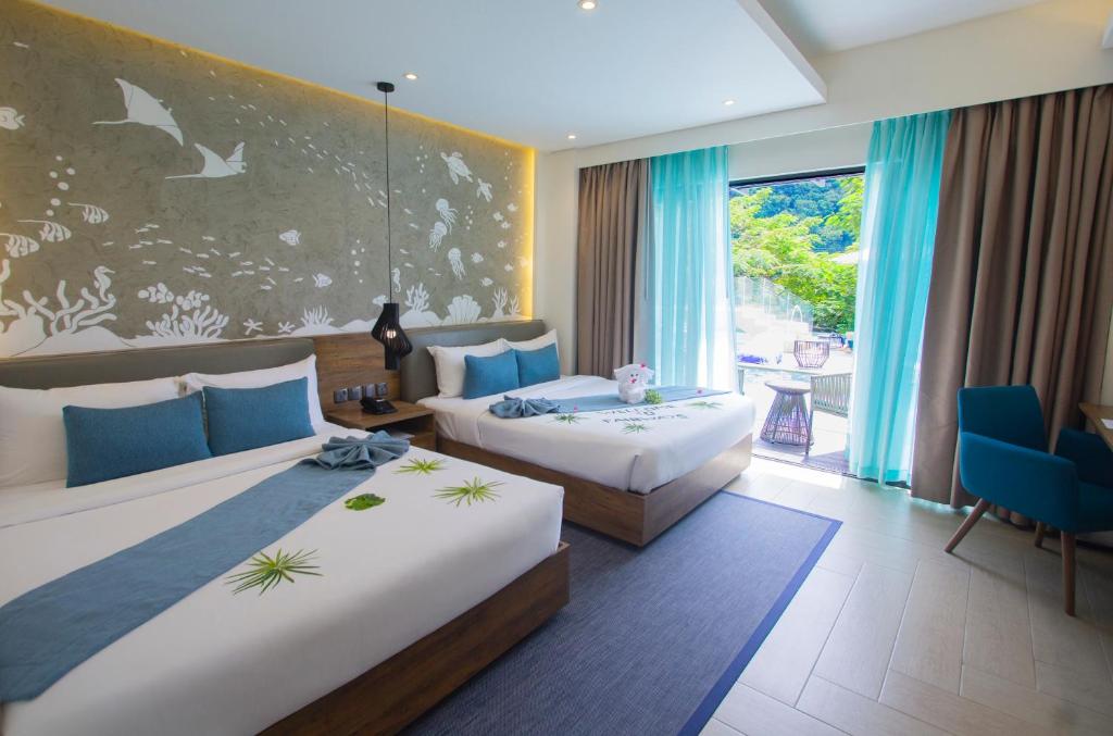 페어웨이즈 앤 블루워터 보라카이 (Fairways and Bluewater Boracay) 위치 및 접근성