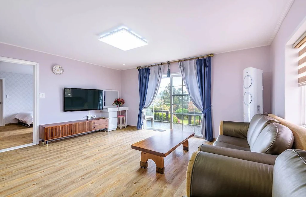 서귀포 투데이 펜션 (Seoguipo Today Pension) 위치 및 접근성