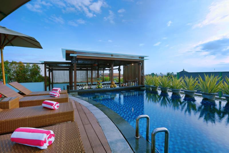 페이브호텔 쿠타 카르티카 플라자 (favehotel Kuta Kartika Plaza) 객실 및 시설