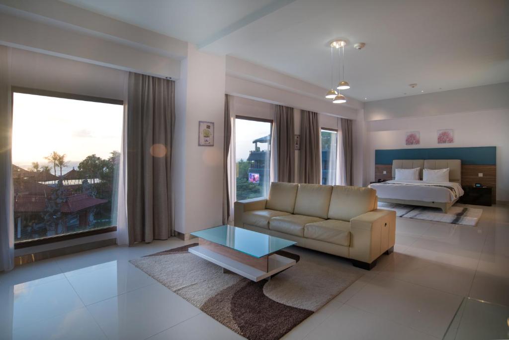 홀리데이 인 익스프레스 바루나 발리 바이 IHG (Holiday Inn Express Baruna Bali By IHG) 위치 및 접근성