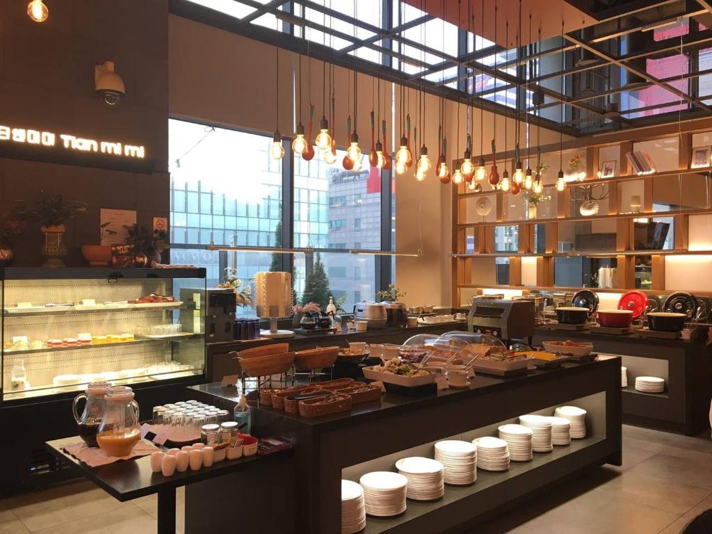 머큐어 앰배서더 서울 홍대 (Mercure Ambassador Seoul Hongdae) 객실 및 시설