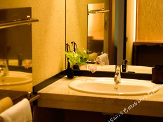 Sakaeya (Ishikawa) 위치 및 접근성