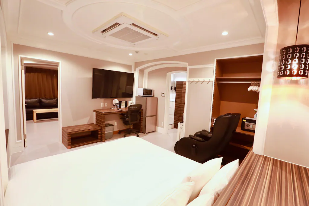 호텔 88 신사이바시 (Hotel 88 Shinsaibashi) 위치 및 접근성