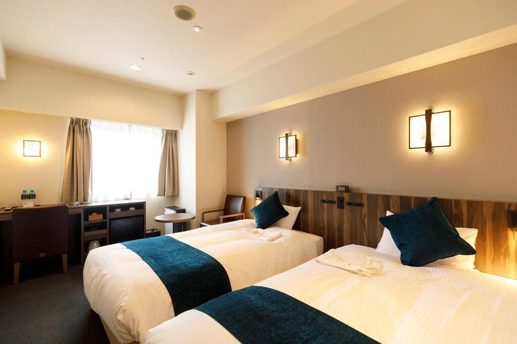 프레시던트 호텔 하카타 (President Hotel Hakata) 위치 및 접근성