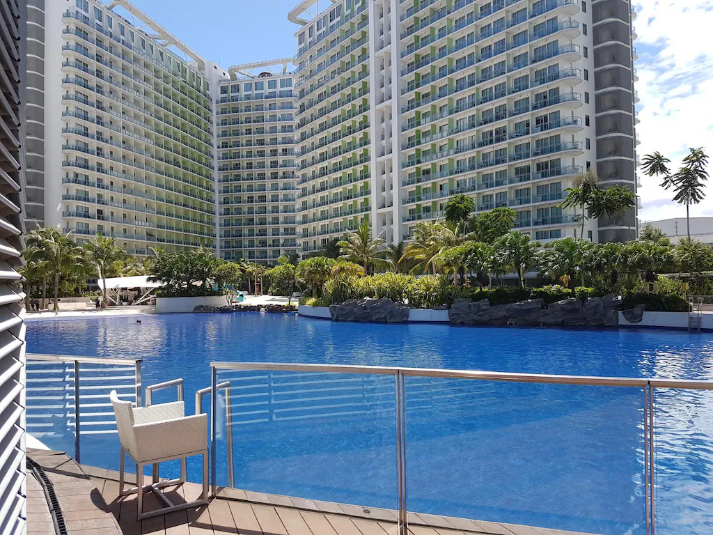 아주르 트로피컬 파라다이스 (Azure Tropical Paradise) 객실 및 시설