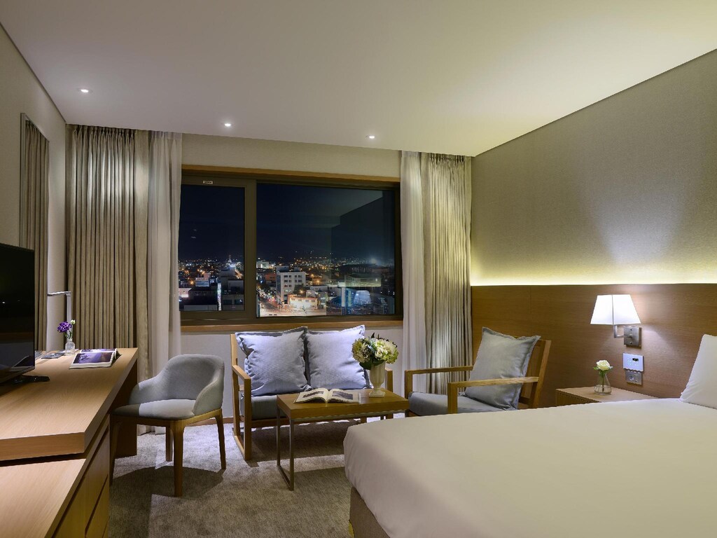 아스타 호텔 제주 (ASTAR Hotel Jeju) 위치 및 접근성