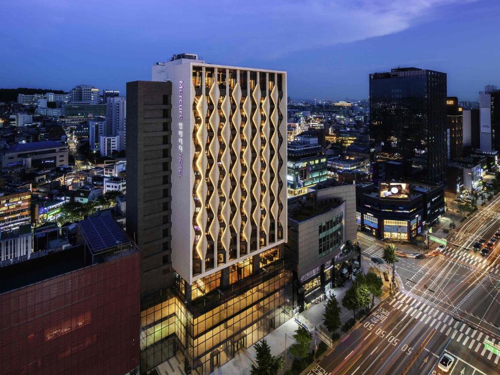 머큐어 앰배서더 서울 홍대 (Mercure Ambassador Seoul Hongdae) 위치 및 접근성
