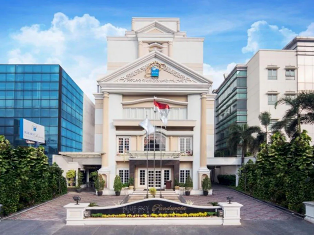블루 스카이 호텔 판두라타 치키니 (Blue Sky Hotel Pandurata Cikini) 호텔 전경