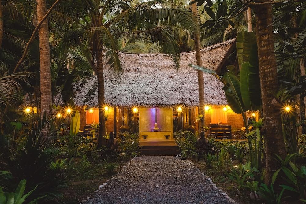 플라워 아일랜드 리조트 (Flower Island Resort) 서비스 품질