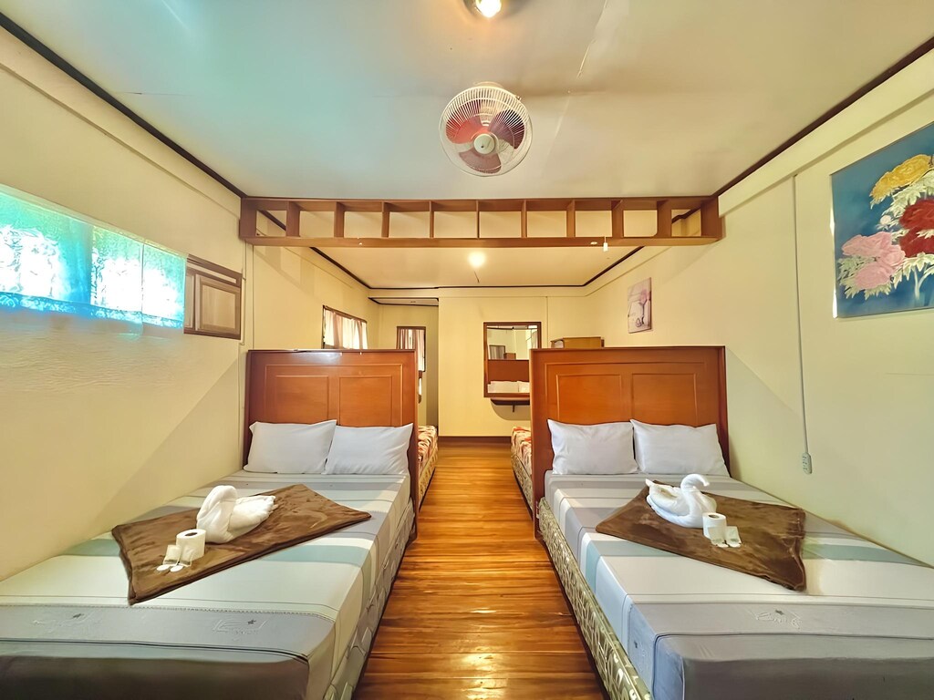 노비스 투어리스트 인 (Novie's Tourist Inn) 위치 및 접근성