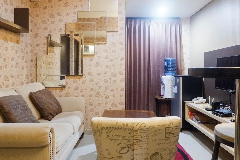 Minimalist 2Br Apartment at Tamansari Papilio 서비스 품질