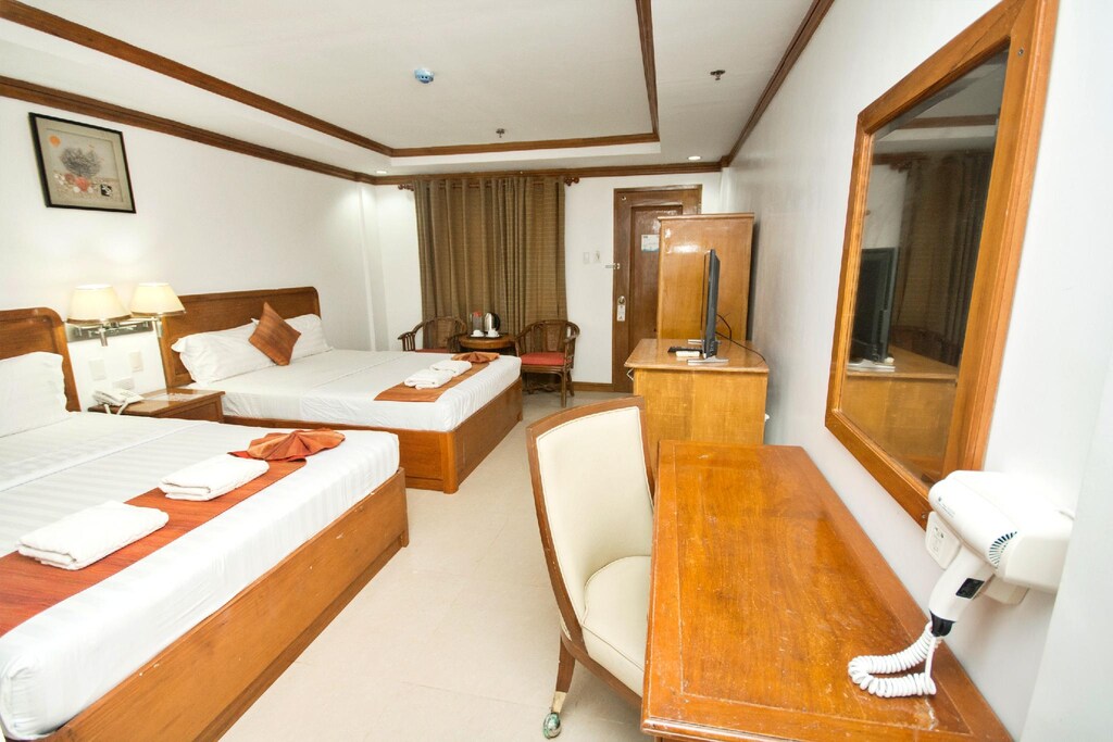 그랜드 보라카이 리조트 (Grand Boracay Resort) 위치 및 접근성