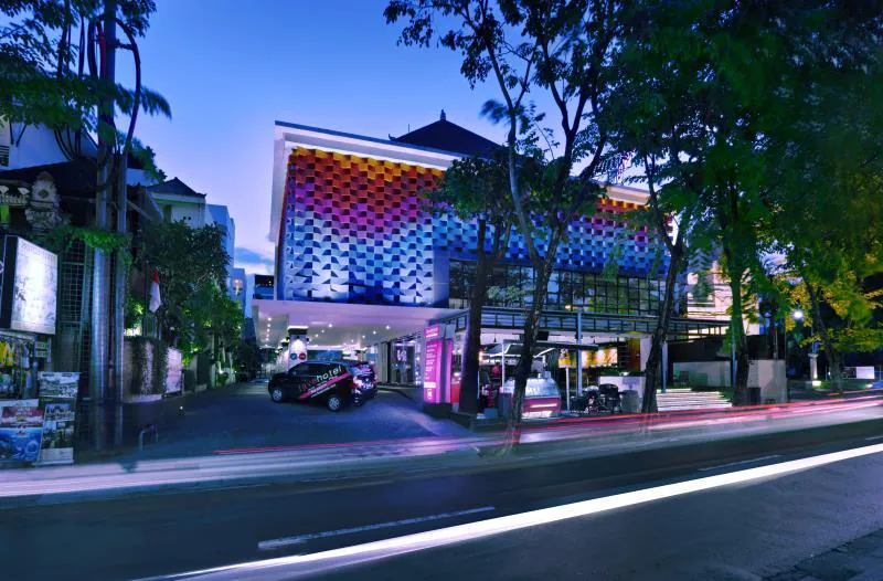 페이브호텔 쿠타 카르티카 플라자 (favehotel Kuta Kartika Plaza) 호텔 전경