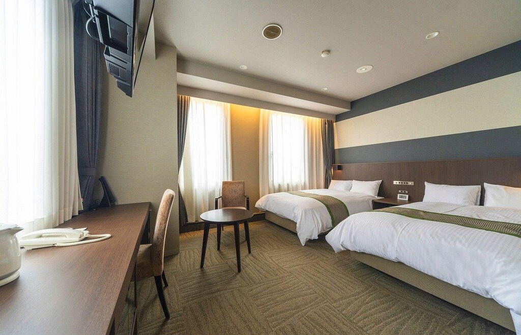 호텔 카나자와 켄로쿠슈 (Hotel Kanazawa Kenrokusou) 위치 및 접근성