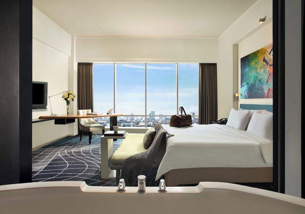 TS 스위트 수라바야 (TS Suites Surabaya) 위치 및 접근성