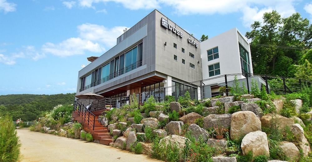 강화도 도우제펜션 (Ganghwado Dowoojae Pension) 호텔 전경