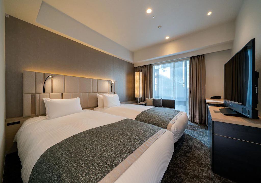 다이와 로이넷 호텔 도쿄 쿄바시 프리미어 (Daiwa Roynet Hotel Tokyo Kyobashi Premier) 위치 및 접근성