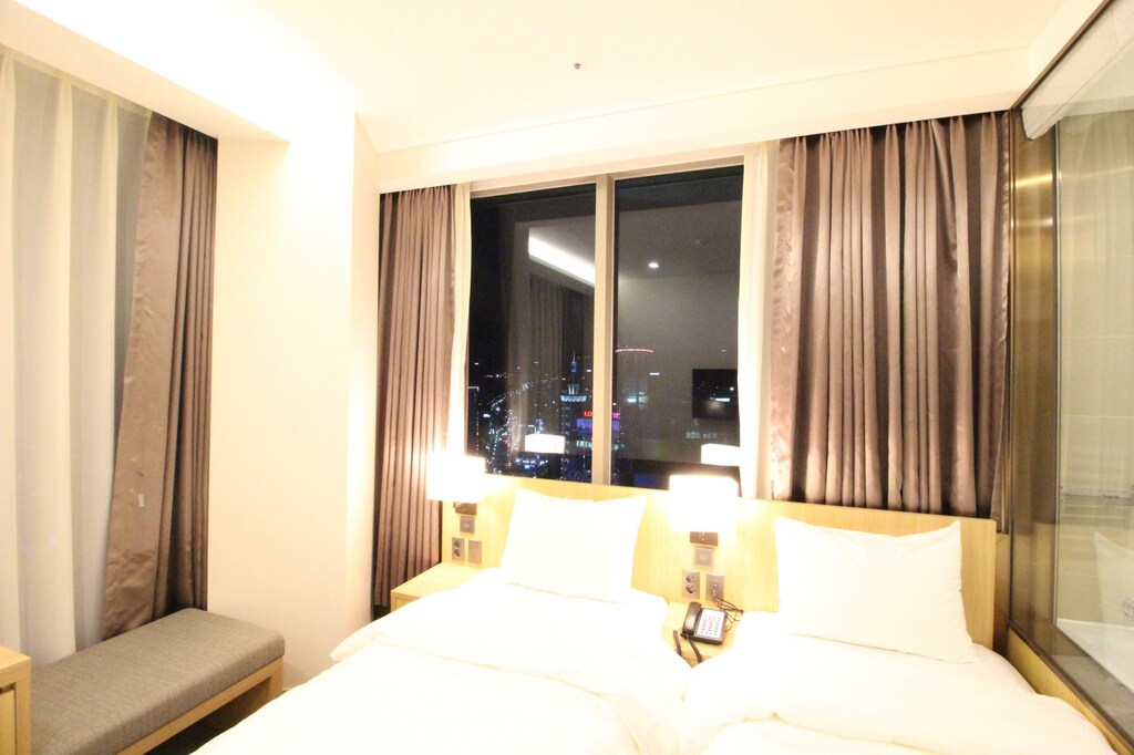 호텔 밀리오레 서울 (Hotel Migliore Seoul) 위치 및 접근성