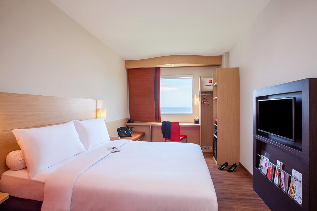 이비스 마나도 시티 센터 블러바드 (ibis Manado City Center Boulevard) 위치 및 접근성