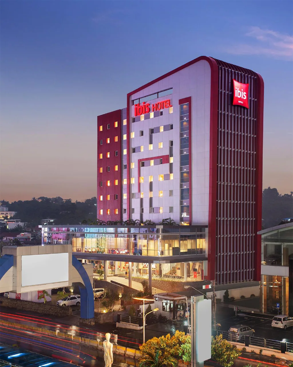 이비스 마나도 시티 센터 블러바드 (ibis Manado City Center Boulevard) 객실 및 시설