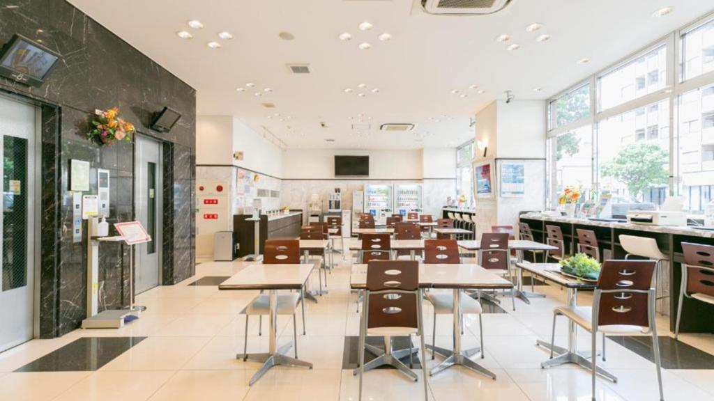 토요코 인 홋카이도 신하코다테 호쿠토에키 미나미구치 (Toyoko Inn Hokkaido ShinHakodate Hokutoeki Minamiguchi) 객실 및 시설