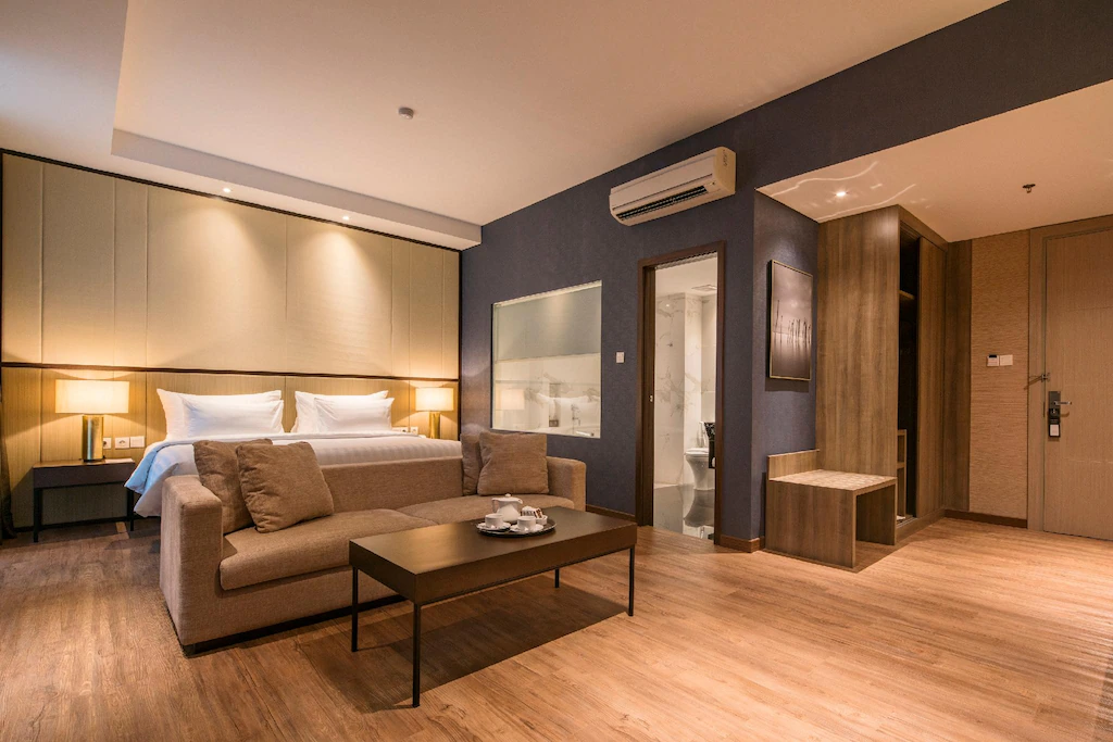 루미노르 호텔 페체농간 바이 WH (Luminor Hotel Pecenongan by WH) 위치 및 접근성