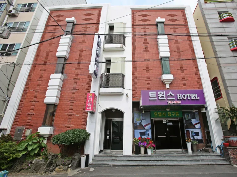 제주 트윈스 호텔 2026: 합리적인 가격의 편안한 숙소