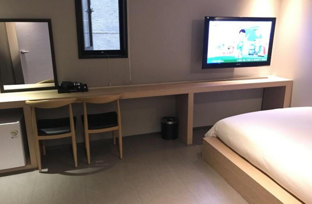Happy Day Hotel 위치 및 접근성