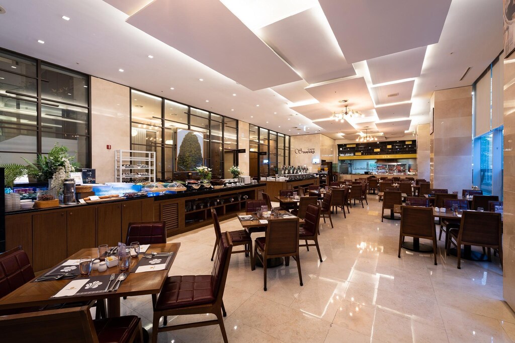 스탠포드 호텔 서울 (Stanford Hotel Seoul) 객실 및 시설