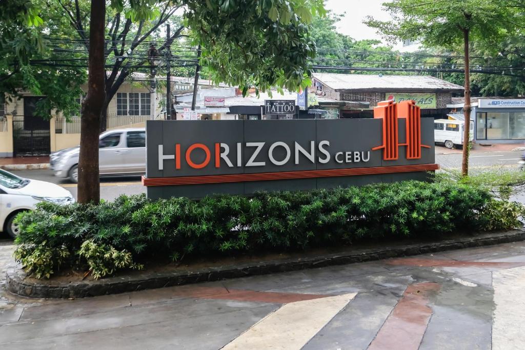 에제니엘스 플레이스 앳 호라이즌스 101 콘도미니엄 (Ezeniel's Place at Horizons 101 Condominium) 호텔 전경