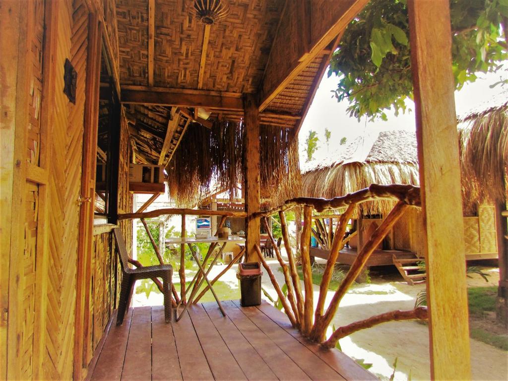 시아르가오 트로픽 호스텔 (Siargao Tropic Hostel) 객실 및 시설