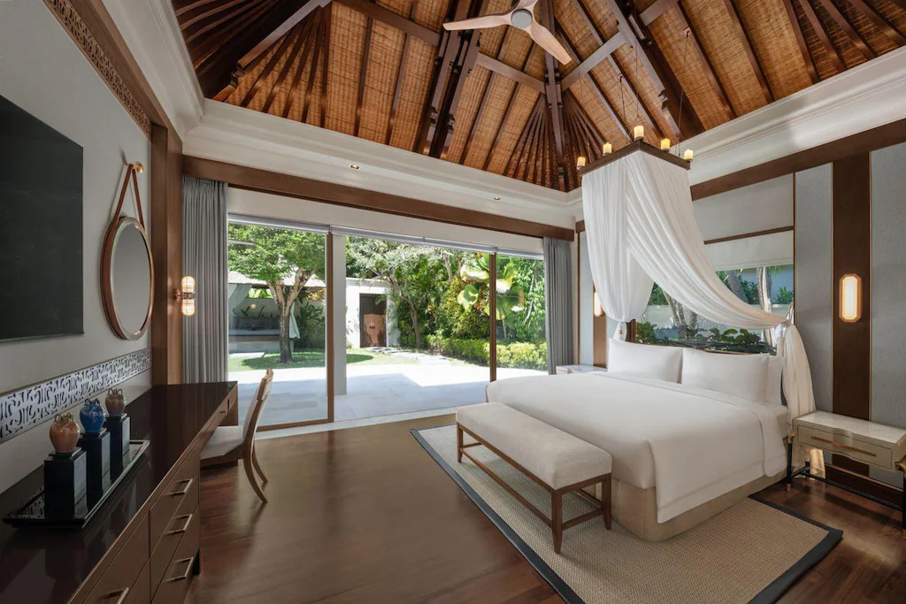 더 라구나, 어 럭셔리 컬렉션 리조트 앤 스파, 누사 두아, 발리 (The Laguna, a Luxury Collection Resort & Spa, Nusa Dua, Bali) 위치 및 접근성