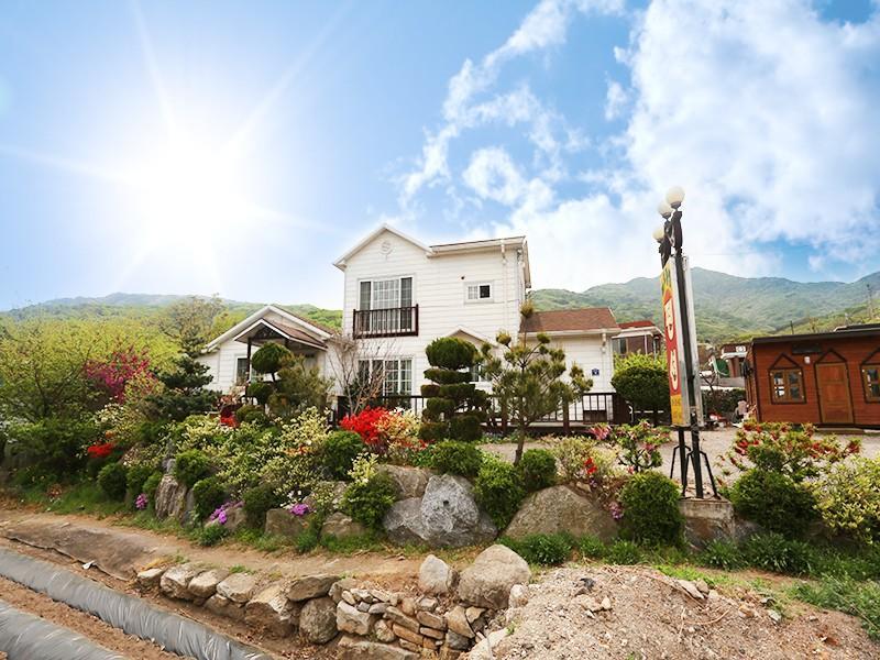 강화도 해오름빛펜션 (Ganghwado Haeoreumbit Pension) 객실 및 시설