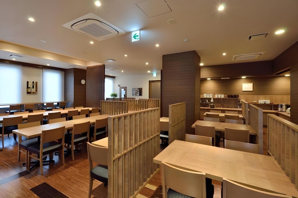 호텔 루트 인 나토리 이와누마 인터 (Hotel Route Inn Natori Iwanuma Inter) 위치 및 접근성