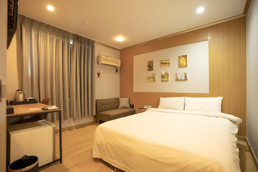 제주 스테이 호텔 (Jeju stay hotel) 위치 및 접근성