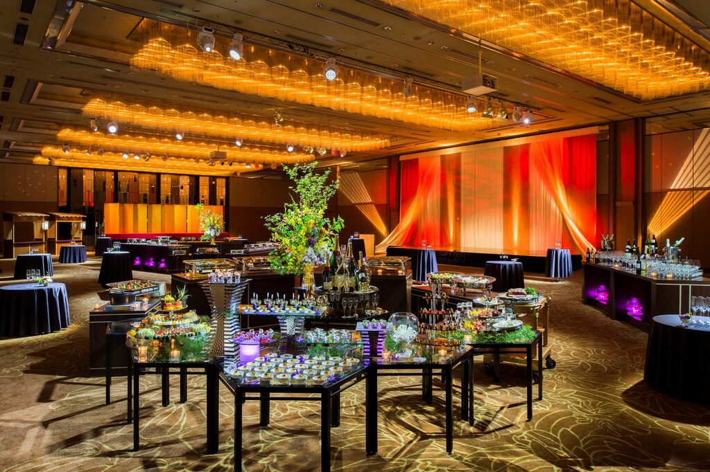 ANA 크라운 플라자 가나자와 바이 IHG (ANA Crowne Plaza Kanazawa By IHG) 객실 및 시설