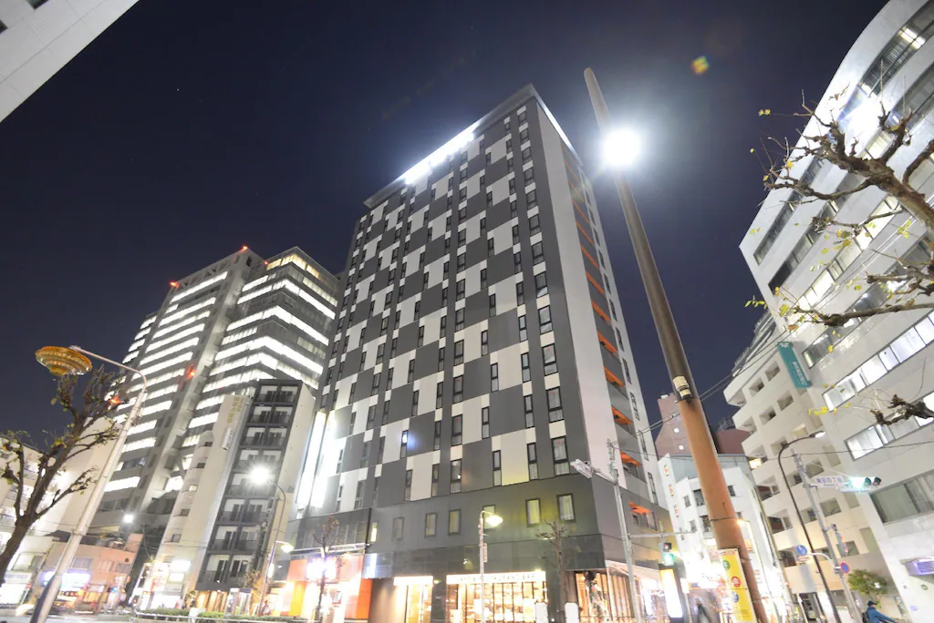 APA 호텔 카마타-에키 히가시 (APA Hotel Kamata-Eki Higashi) 호텔 전경