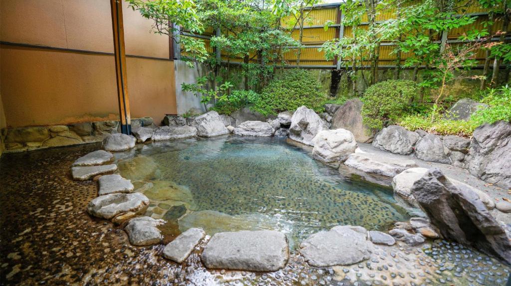 료칸 히라야마 (Ryokan Hirayama) 객실 및 시설