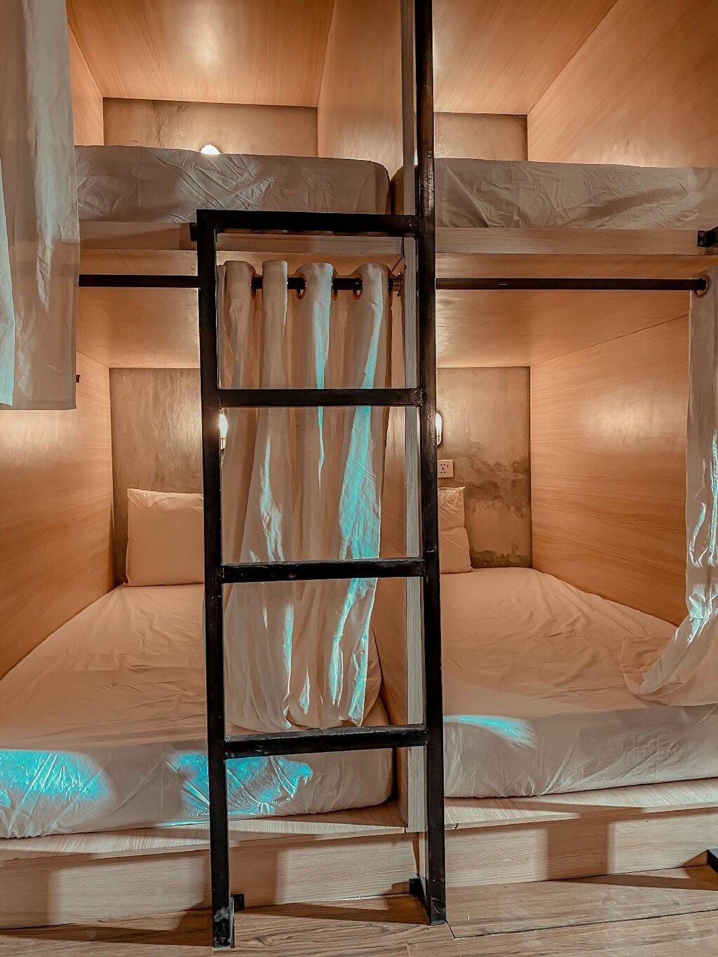 레드도어즈 호스텔 근처 응우라 라이 에어포트 쿠타 (RedDoorz Hostel Near Ngurah Rai Airport Kuta) 위치 및 접근성