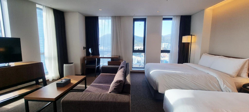 라마다 앙코르 바이 윈덤 부산 해운대 (Ramada Encore by Wyndham Busan Haeundae) 위치 및 접근성