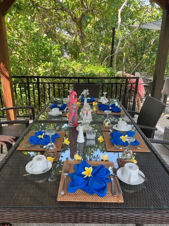 케분 로하니 코티지 (Kebun Rohani Cottages) 객실 및 시설